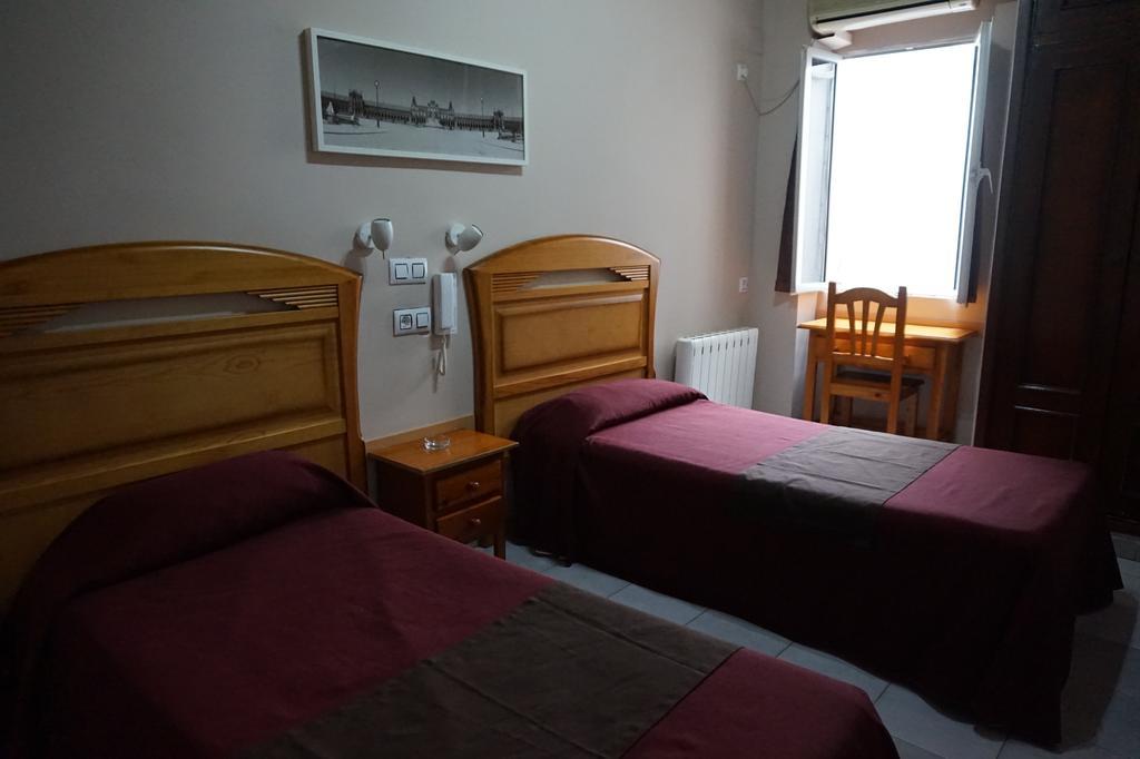 Hostal Alamare إشبيلية المظهر الخارجي الصورة